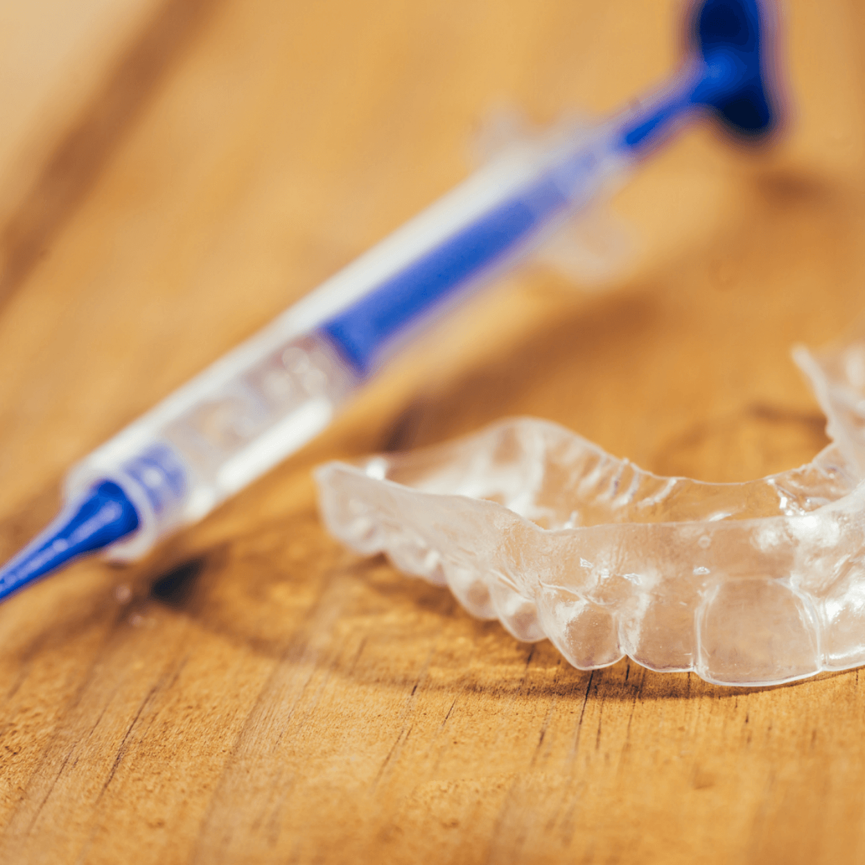 tooth whitening kit
